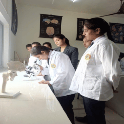 S N College of Pharmacy Labs photo 9